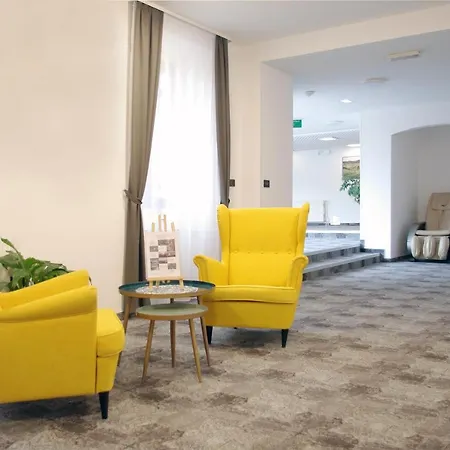 Sabotin, & Restaurant ノヴァ・ゴリツァ