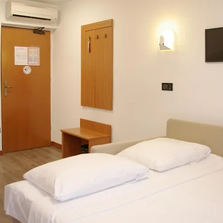 Sabotin, & Restaurant Hotel 3*