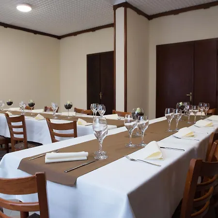 Sabotin, & Restaurant ホテル ノヴァ・ゴリツァ