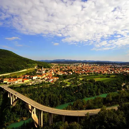 Sabotin, & Restaurant 3*