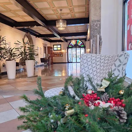 Sabotin, & Restaurant ノヴァ・ゴリツァ