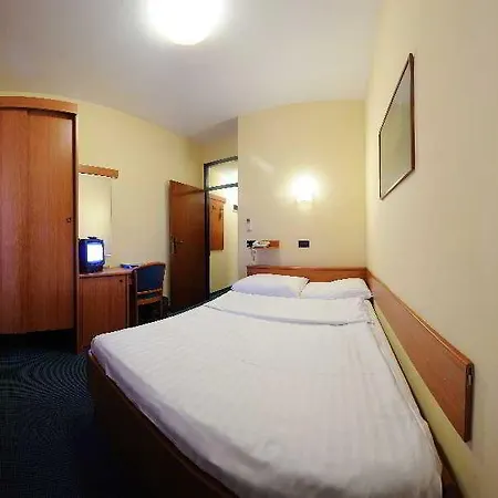 Sabotin, & Restaurant Hotel 3*