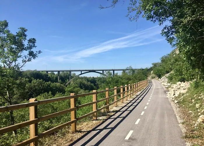 Sabotin, Hotel&restaurant Hotel 3*